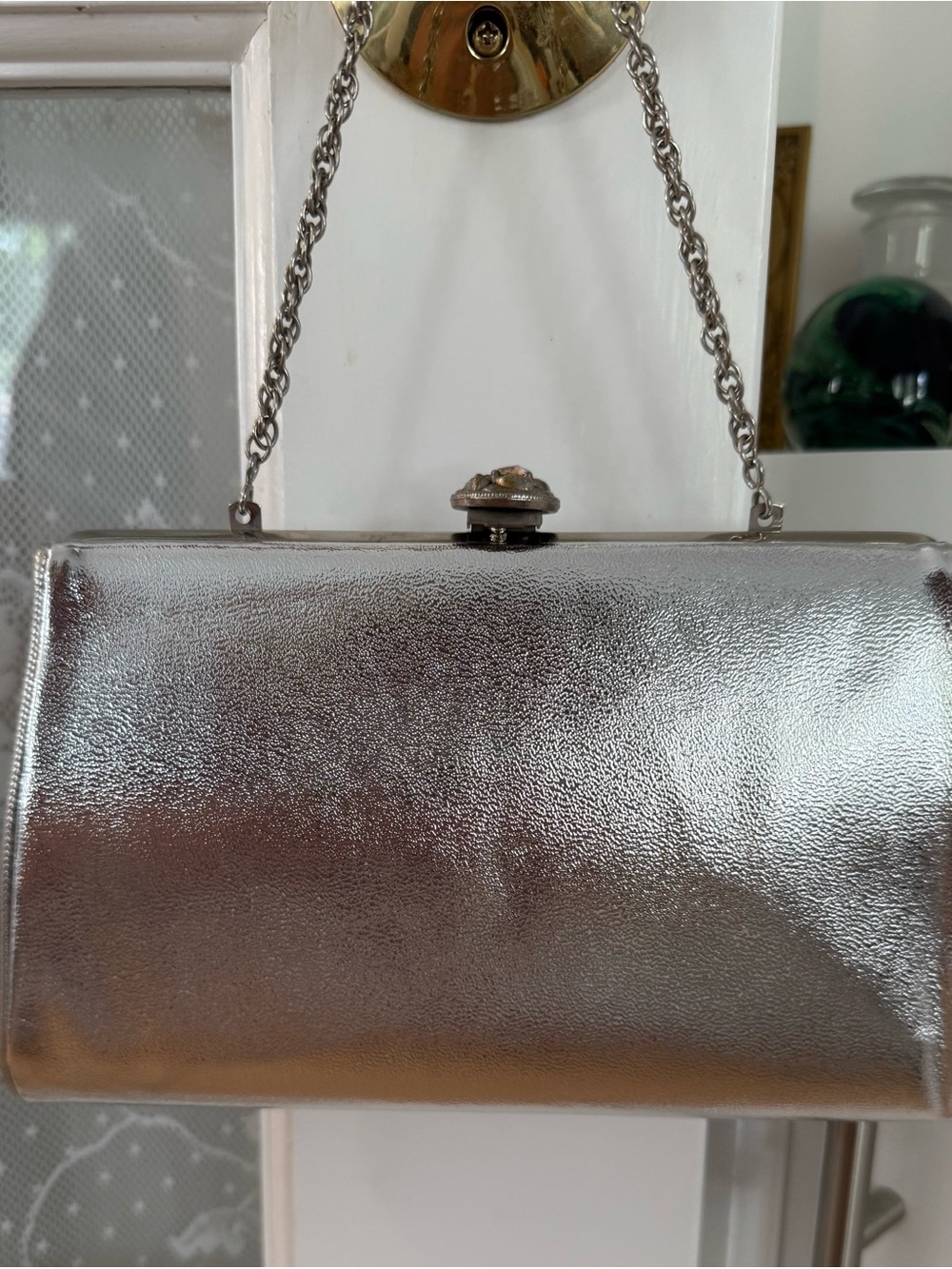 Vintage Metallic Silver Chain-Handle Evening Clutch - Picture 2 of 4
